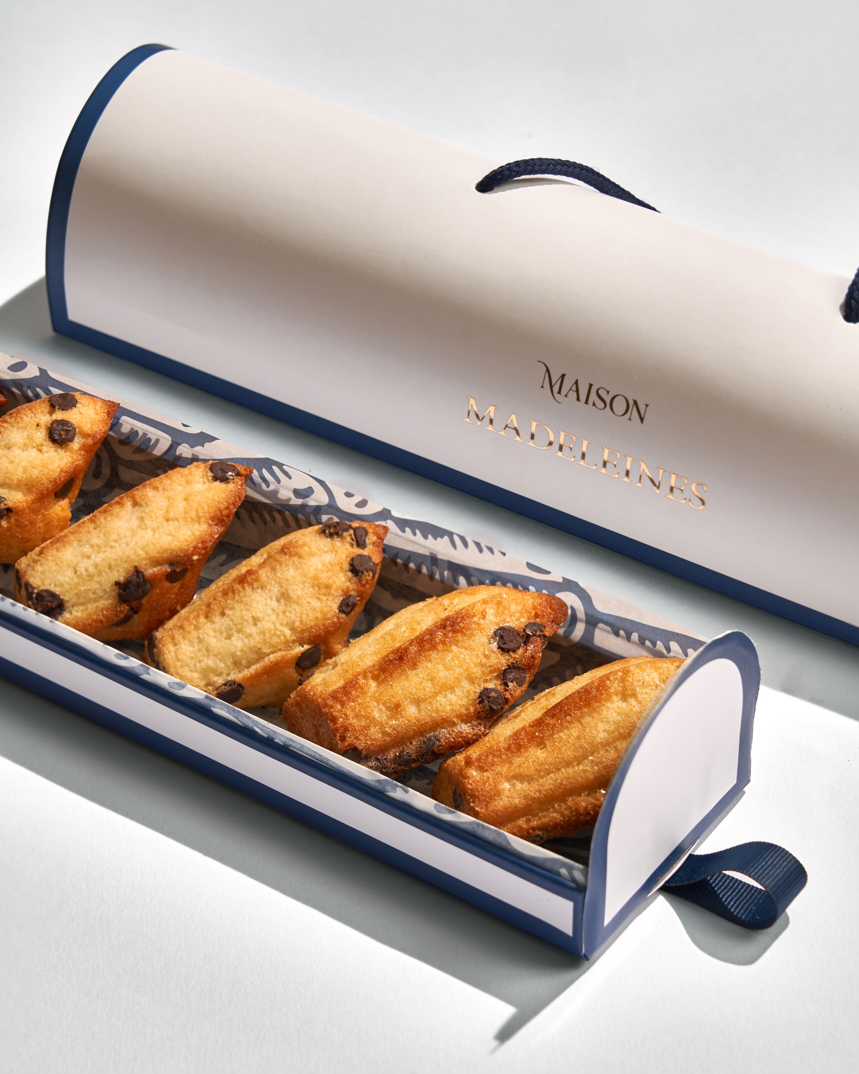 Chocolate Chip Madeleine